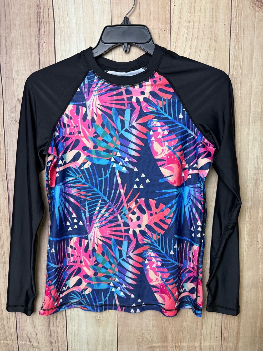 BesserBay Women's Black Sleeve Tropical Print Rash Guard Swim Top NWOT
